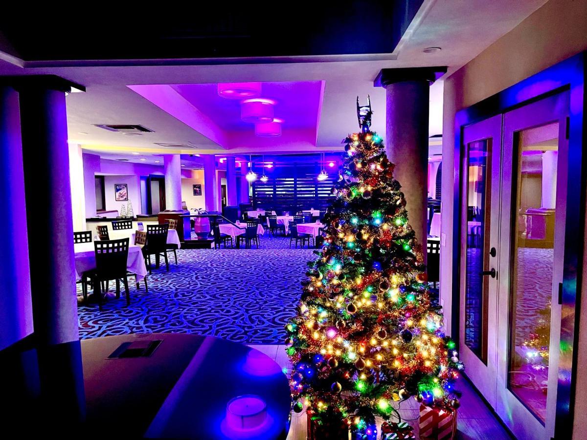 Hotel Doubletree By Hilton Chatsworth 3*