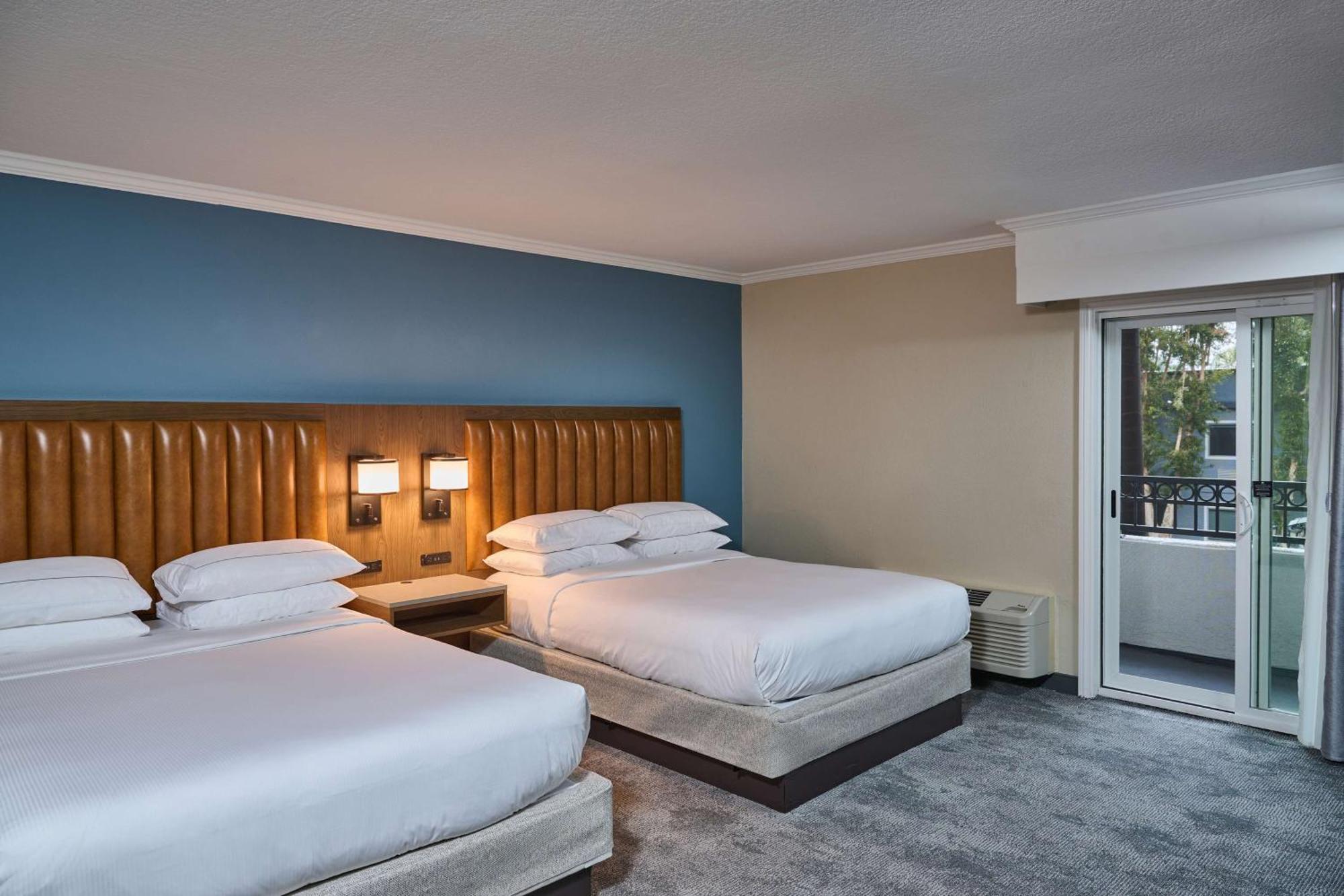 Hotel Doubletree By Hilton Chatsworth Los Ángeles