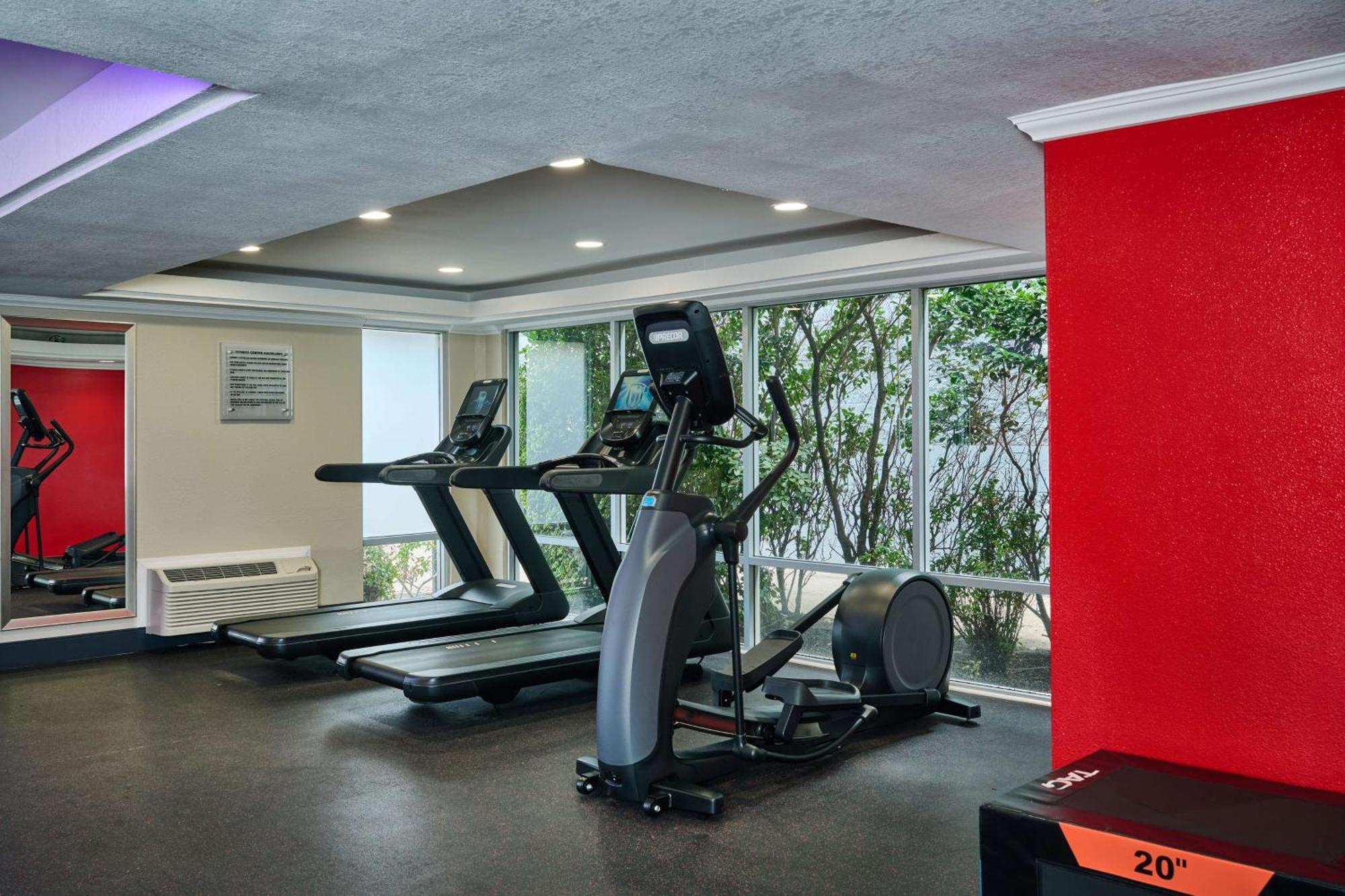 Doubletree By Hilton Chatsworth Los Ángeles