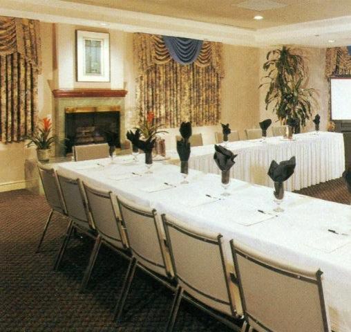 Doubletree By Hilton Chatsworth 3* Los Ángeles